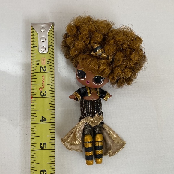 Lot of 5 Dolls:Radical QT Ultra Rare LOL Surprise REMIX Hair Flip,Queen Bee Doll - Picture 4 of 16